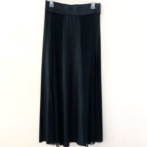 New Viviana Gabeiras skirt Size M